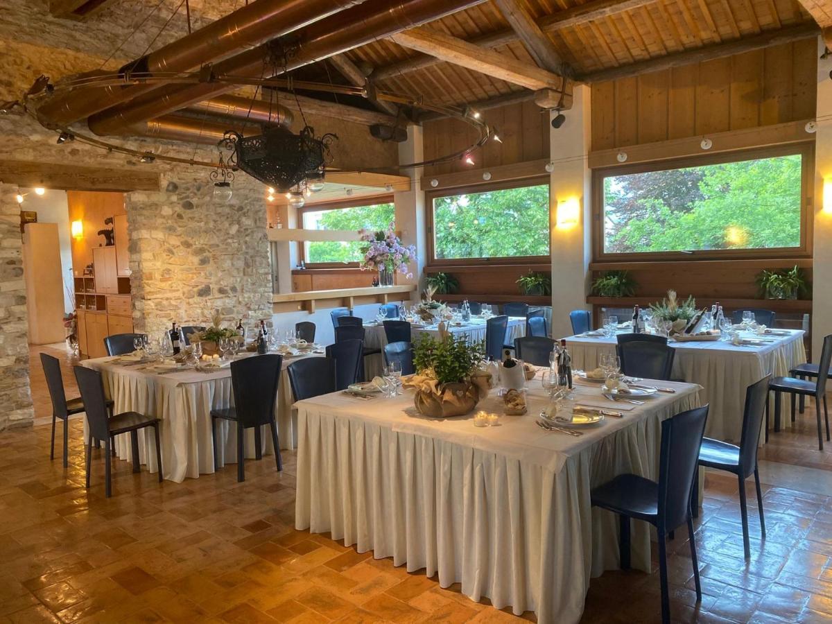 Hotel Ristorante La Casona Feltre Exterior foto